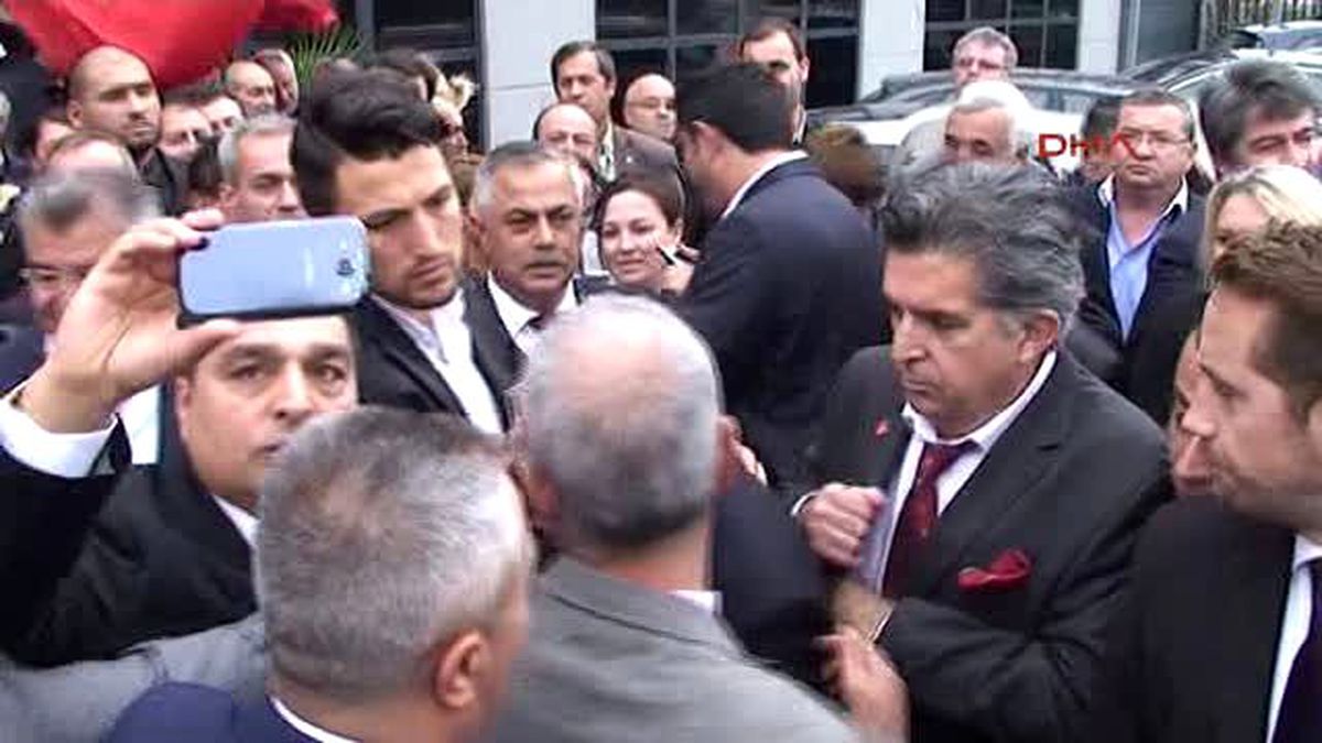 Kılıçdaroğlu Brüksel\'de Türk Esnafı Ziyaret Etti