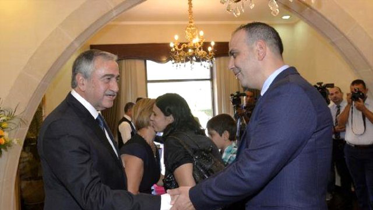 KKTC Cumhurbaşkanı Akıncı ile Eşi Bayram Tebriklerini Kabul Etti