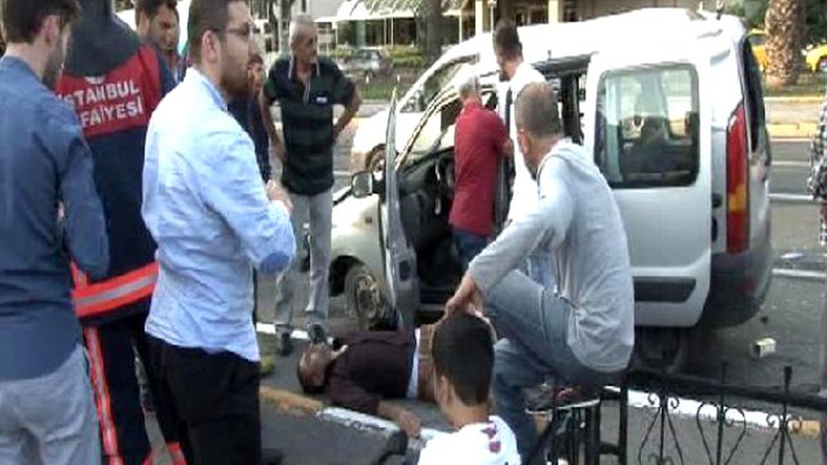 Köpeğe Çarpmamak İçin Direksiyon Kırınca Takla Attı: 2 Yaralı