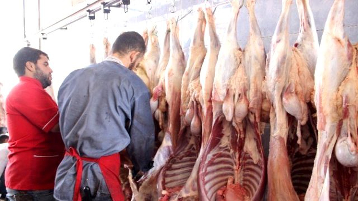 Kurbanlıklarını Alanlar Kesimhanelere Akın Etti