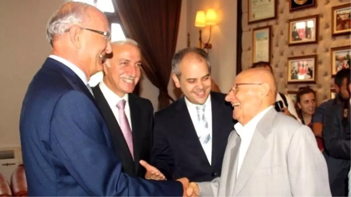 Samsun Büyükşehir Belediyesi\'nde Bayramlaşma