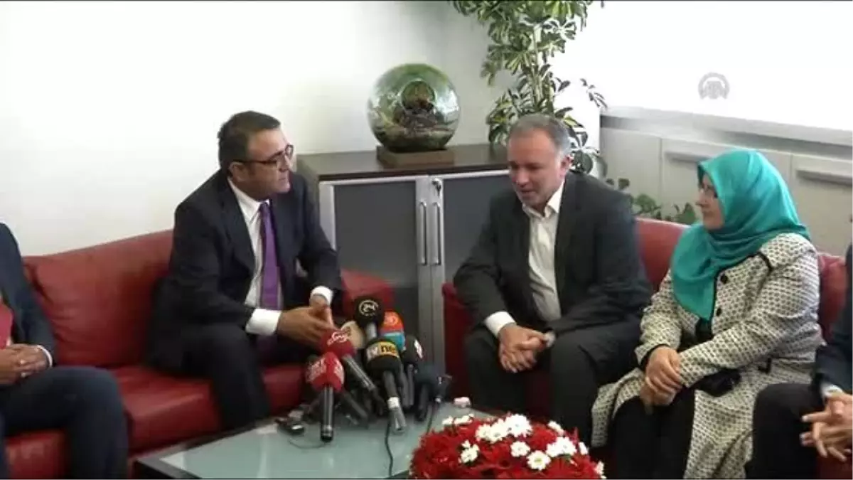 CHP\'de Bayramlaşma - Hdp Heyetinin Ziyareti