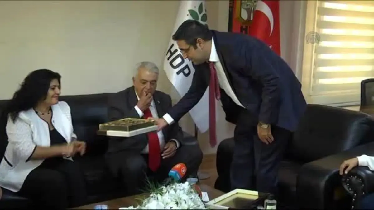 Hdp\'de Bayramlaşma - DSP Heyetinin Ziyareti