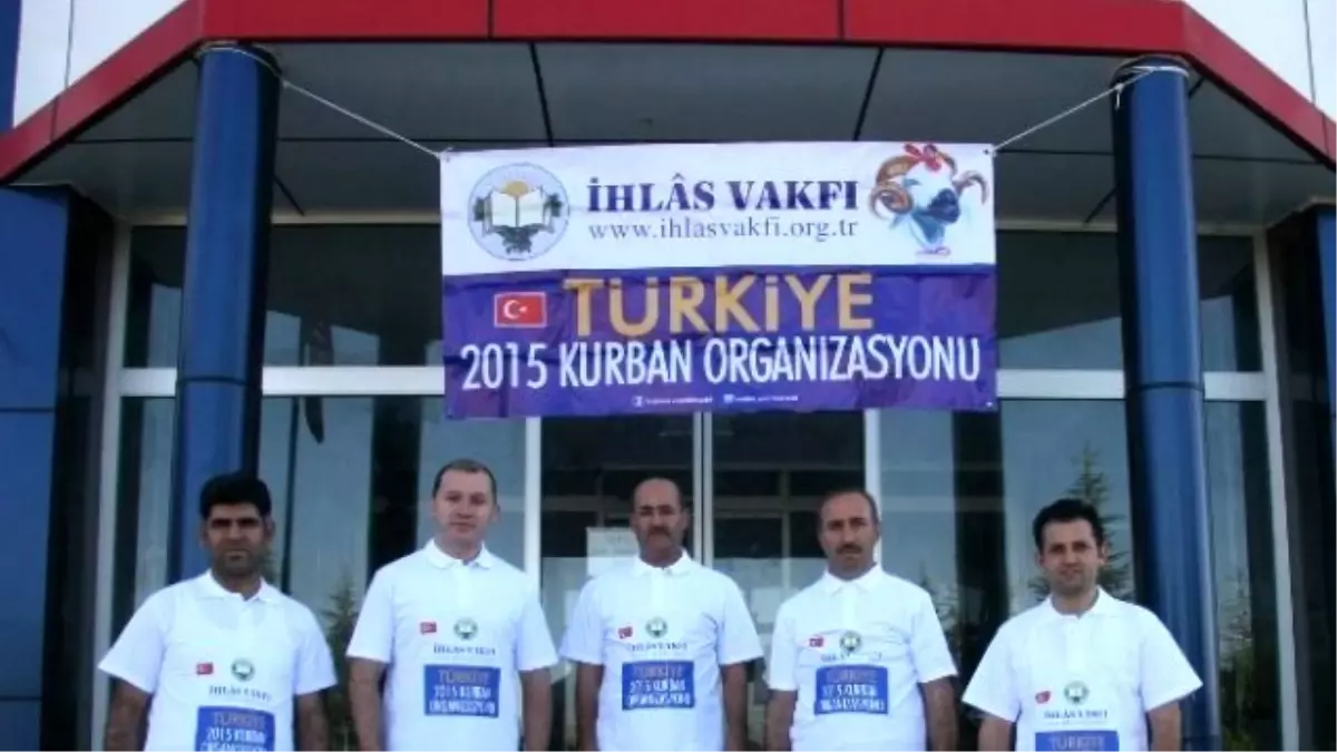 İhlas Vakfı 2015 Yılı Kurban Organizasyonu Bu Yıl Afyonkarahisar\'da Yapıldı