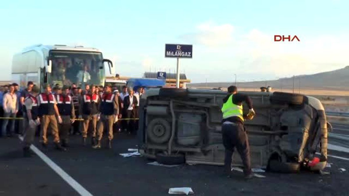 Niğde?de Katliam Gibi Kaza: 13 Ölü, 1 Yaralı