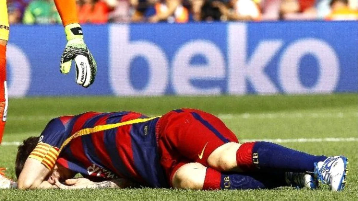 Barcelona\'da Messi Şoku