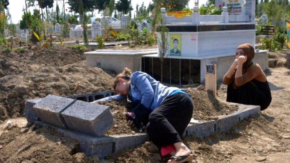 Beytüşebap\'ta Ölen Alya Temel Adana\'da Toprağa Verildi