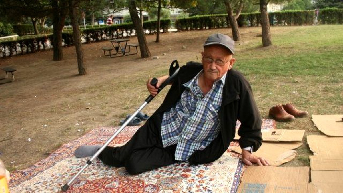Kanser Hastası Bir Senedir Hastane Koridorlarına Yatıyor