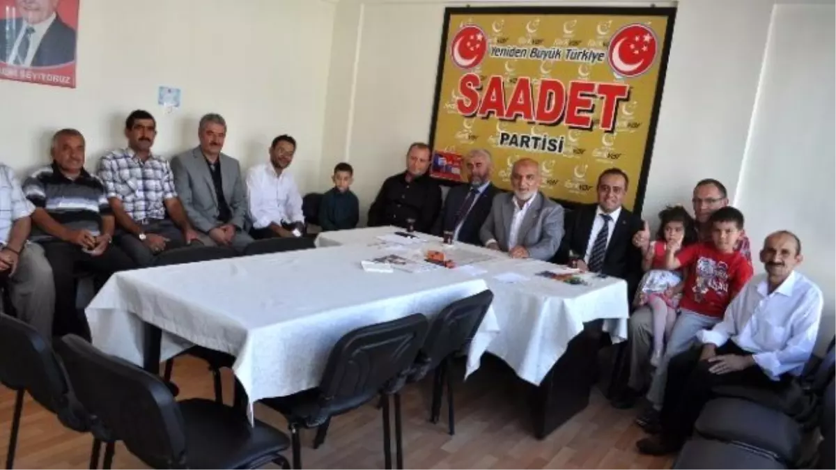 Sadet Partisi\'nde Bayramlaşma Yapıldı