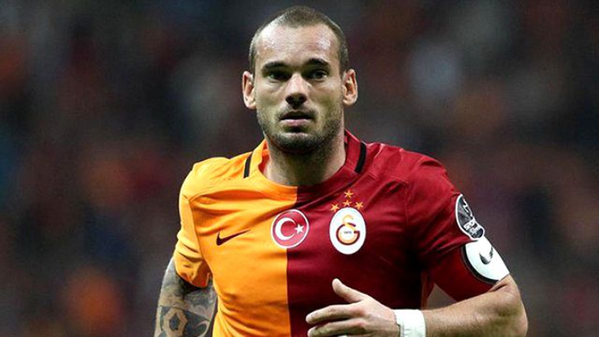 Cenk Ergün: Sneijder'in Sözleşmesi Yakında Duyurulacak