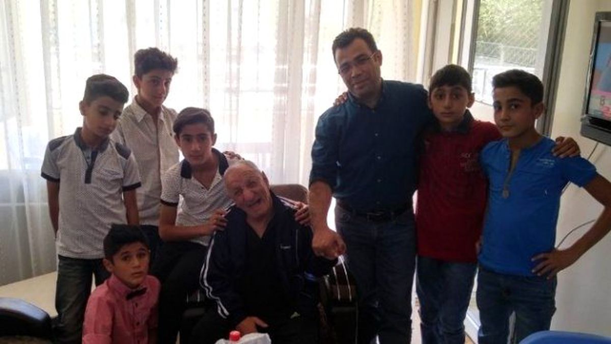 Miniklerden Yaşlılara Ziyaret