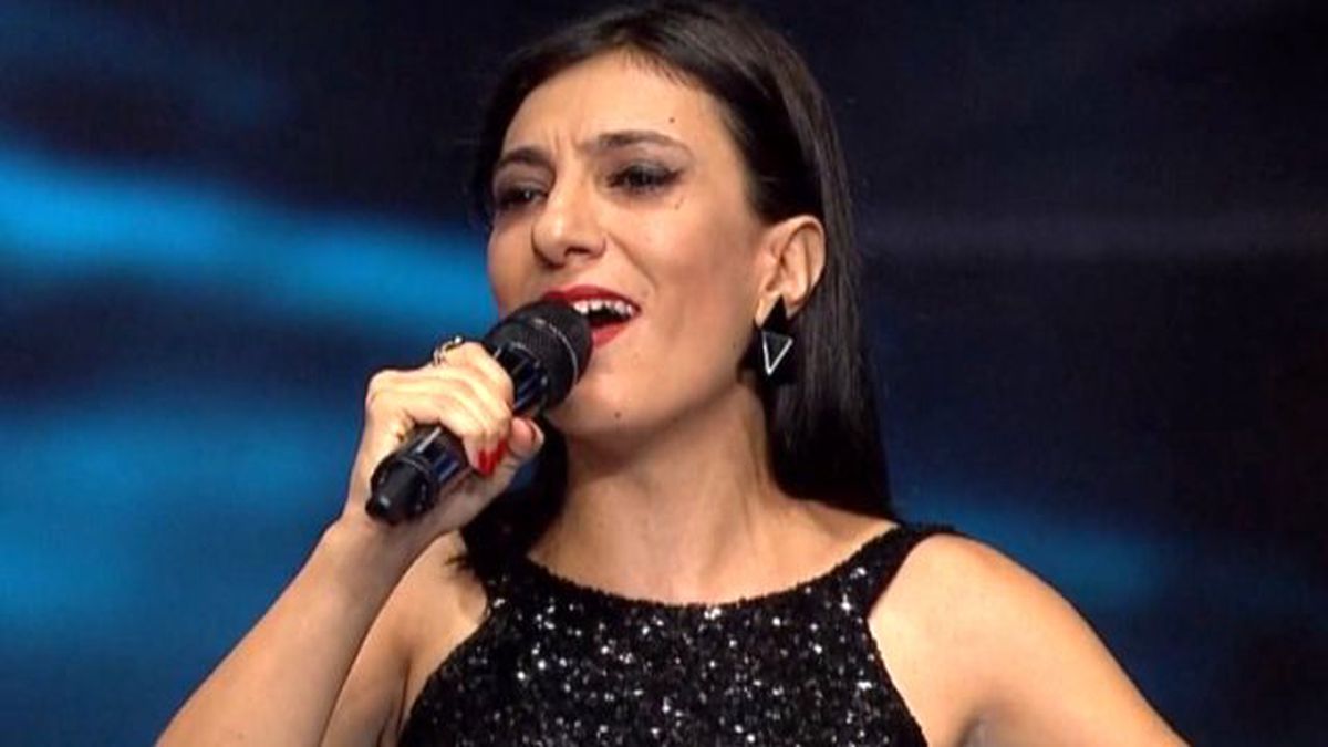 Nevra Güçlü \'Böyle Ayrılık Olmaz\' (Final 1. Performansı)