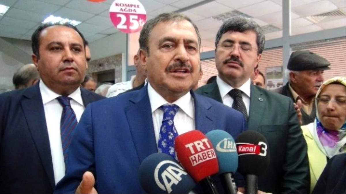 Orman ve Su İşleri Bakanı Prof. Dr. Veysel Eroğlu Afyonkarahisar\'da
