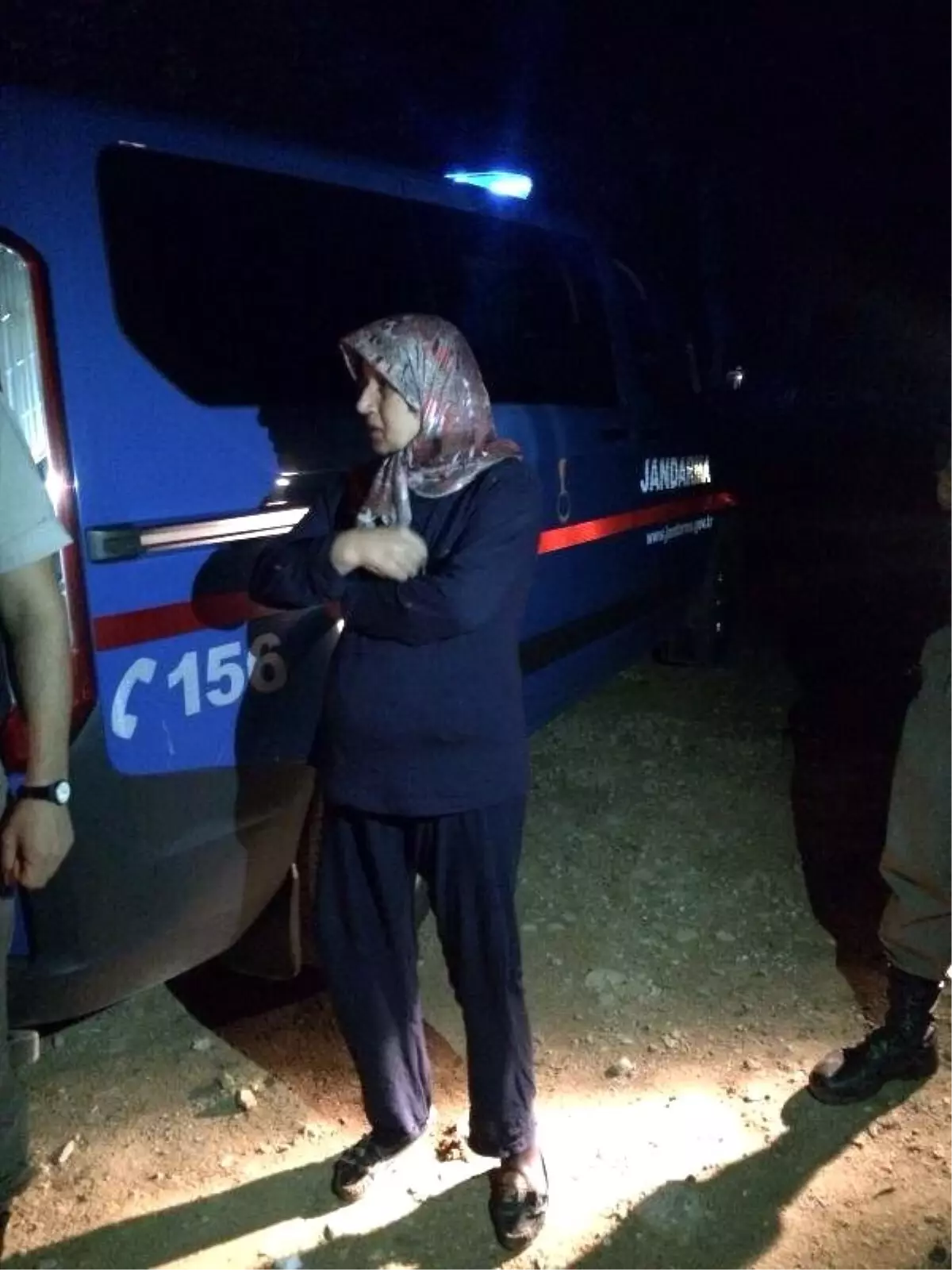 Şelaleyi Gezerken Kaybolan Anne ve 2 Oğlu 2 Saatte Bulundu