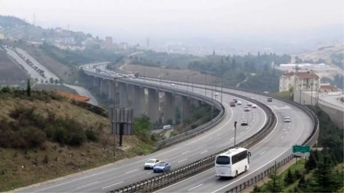 Tem\'deki Bayram Trafiği Bu Sabah Sakinleşti