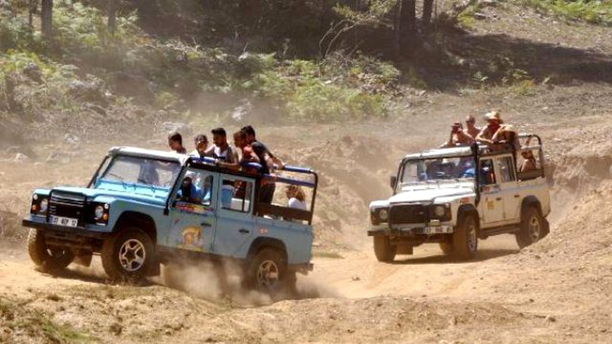 Alanya\'da Yılda 250 Bin Turist Safari Yapıyor