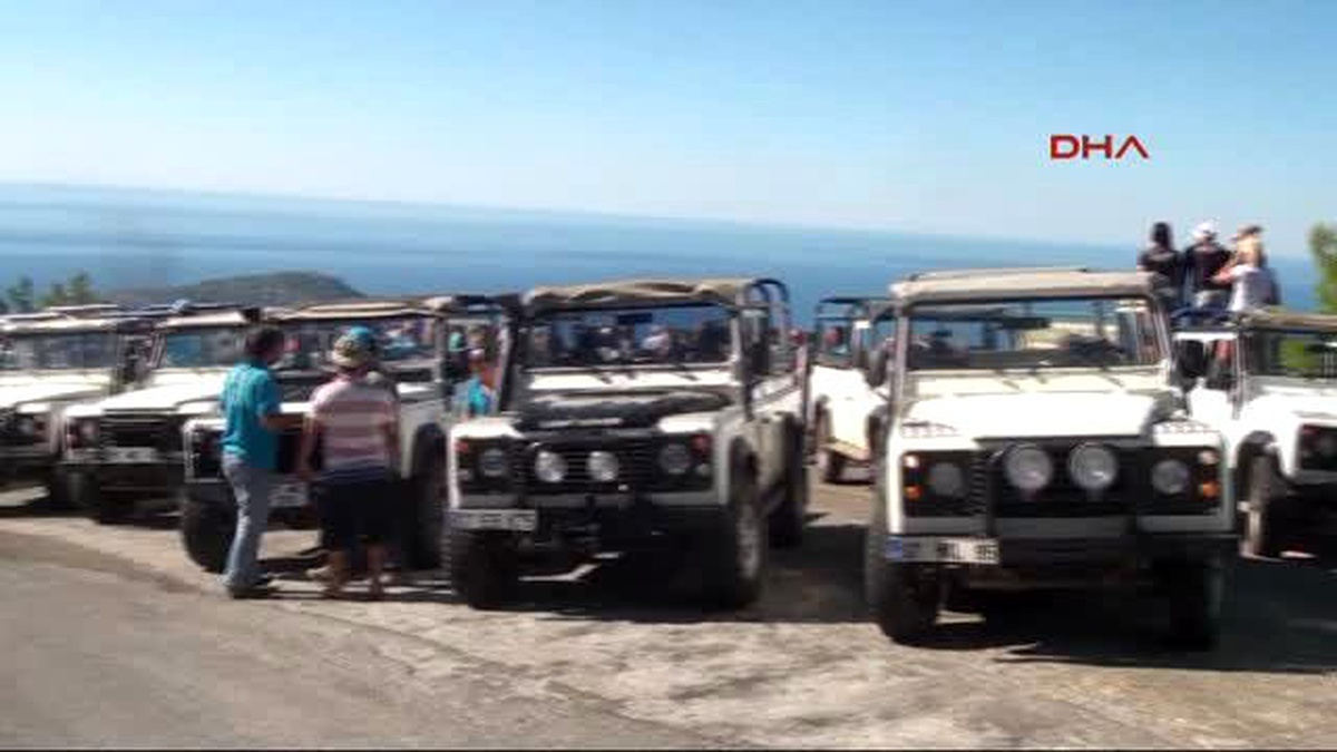 Alanya\'da Yılda 250 Bin Turist Safari Yapıyor