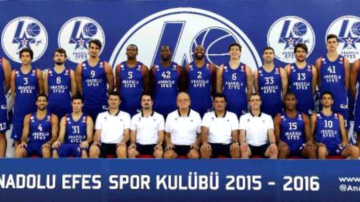 Anadolu Efes Başantrenörü Ivkovic: "Bu Sene Ligde Şampiyon Olmak İçin Savaşacağız"