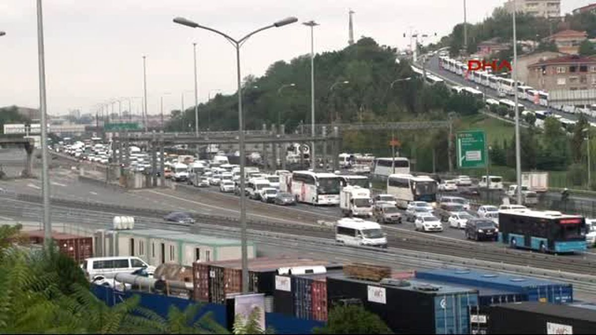 Fatih Sultan Mehmet Köprüsü'nden Trafik Yayını...