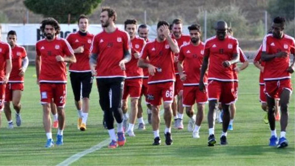 Medicana Sivasspor-Sergen Yalçın: "Kazanmıyor Ama Kaybetmiyoruz Da"