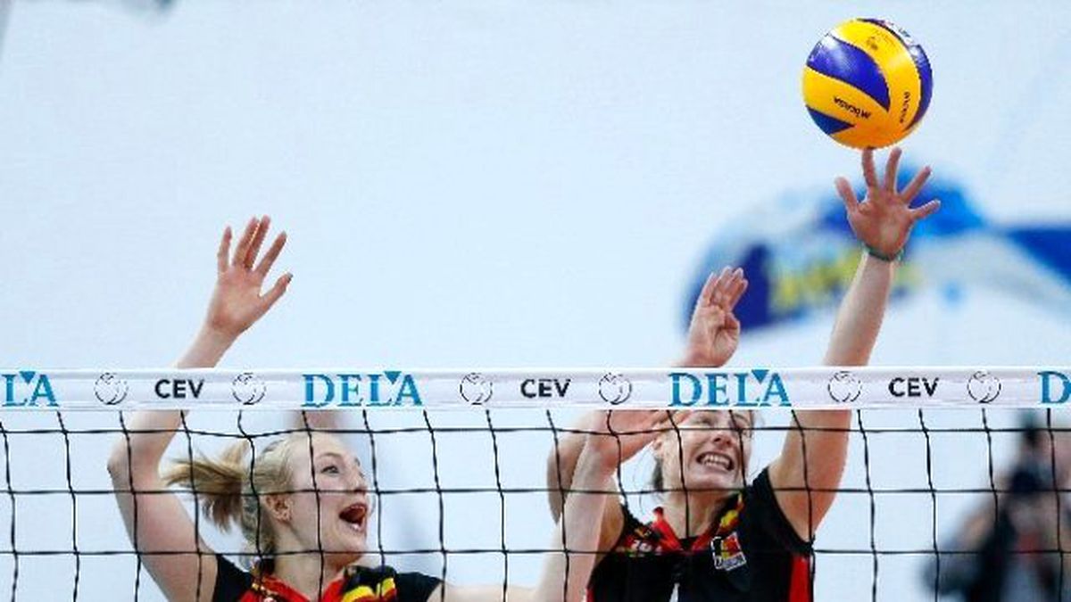 Milliler, 2015 Cev Dela Avrupa Bayanlar Voleybol Şampiyonası\'nda Çeyrek Finalde