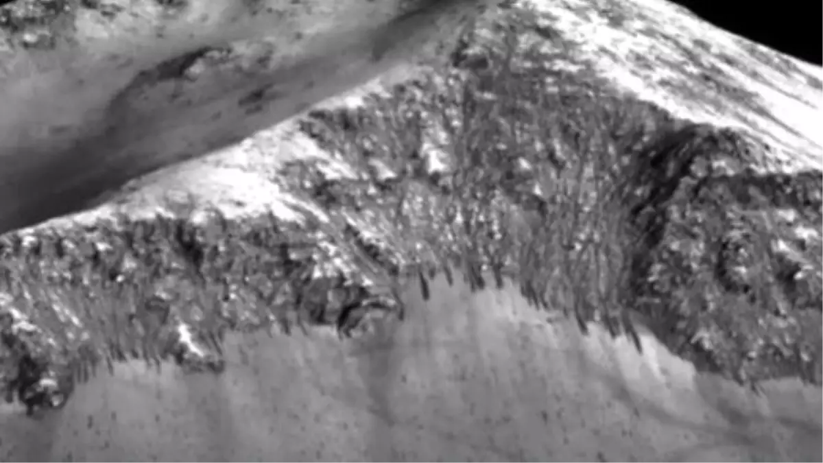 Nasa Announces Evidence Of Liquid Water On Mars