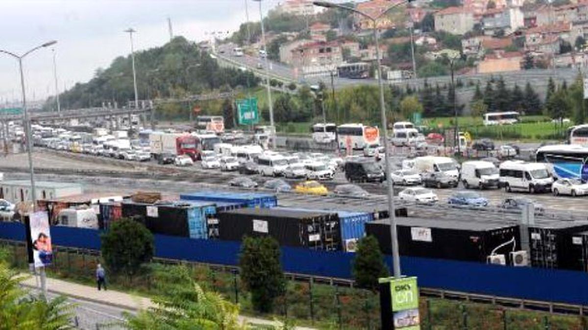 Okulun İlk Gününde Trafik