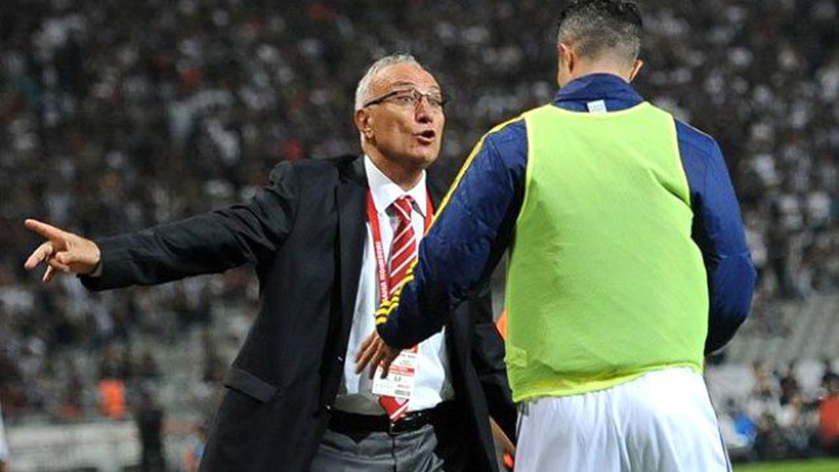 Robin van Persie: Ya Orada Sakatlanırsam