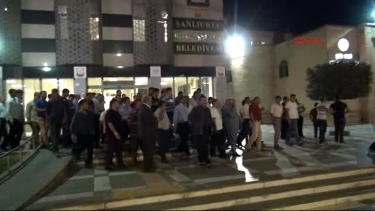 Şanlıurfa Büyükşehir Belediye Başkanı Ak Partili Çiftçi\'ye Silahlı Saldırı