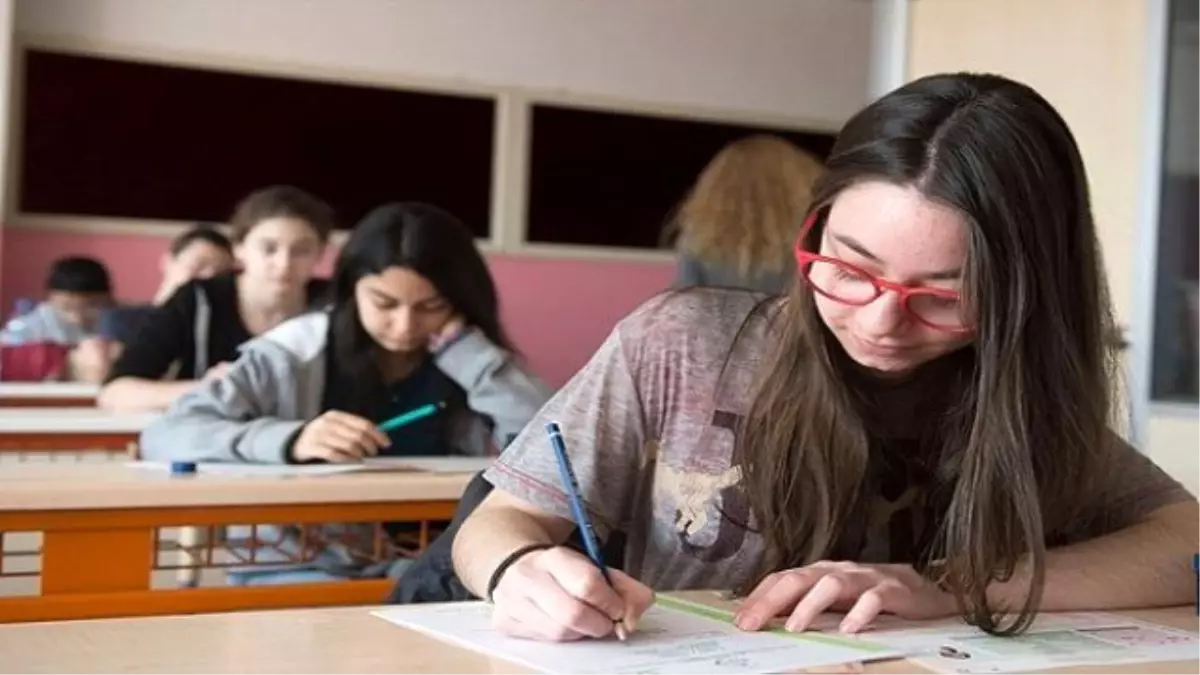 TEOG, Okul ve Ergenlik uzmanlar bu dönemler için uyardı