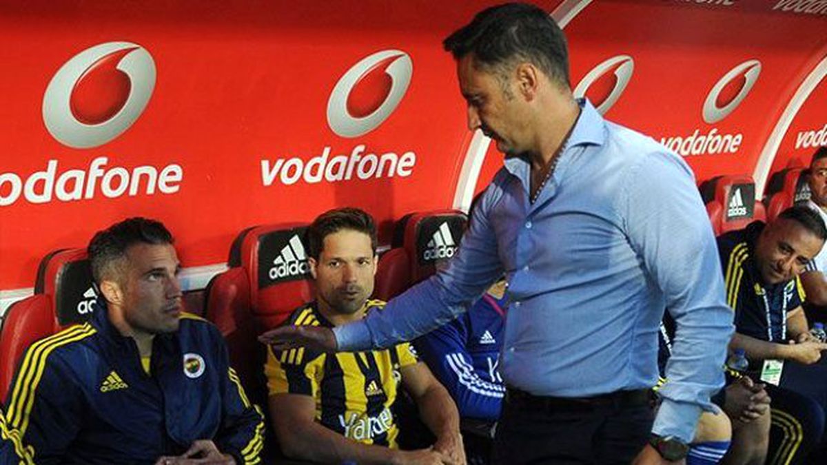 Van Persie, Celtic Maçında İlk 11'de