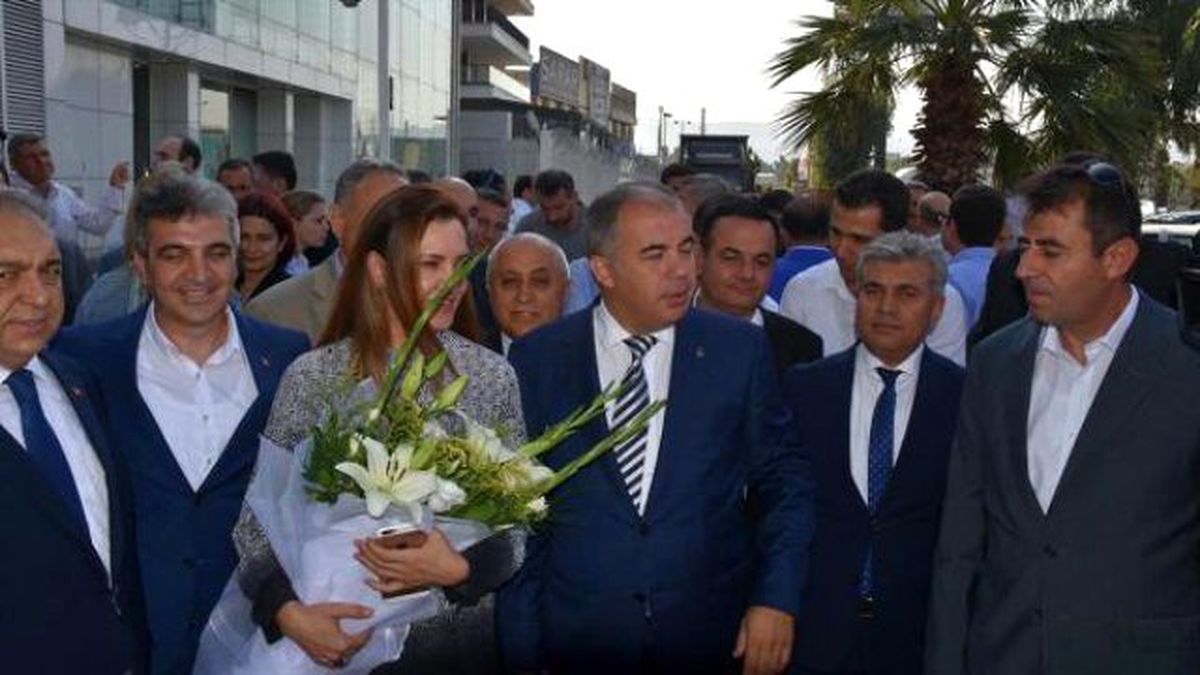 Ak Partili Hotar Seçim Tır'ı ile Yola Çıktı