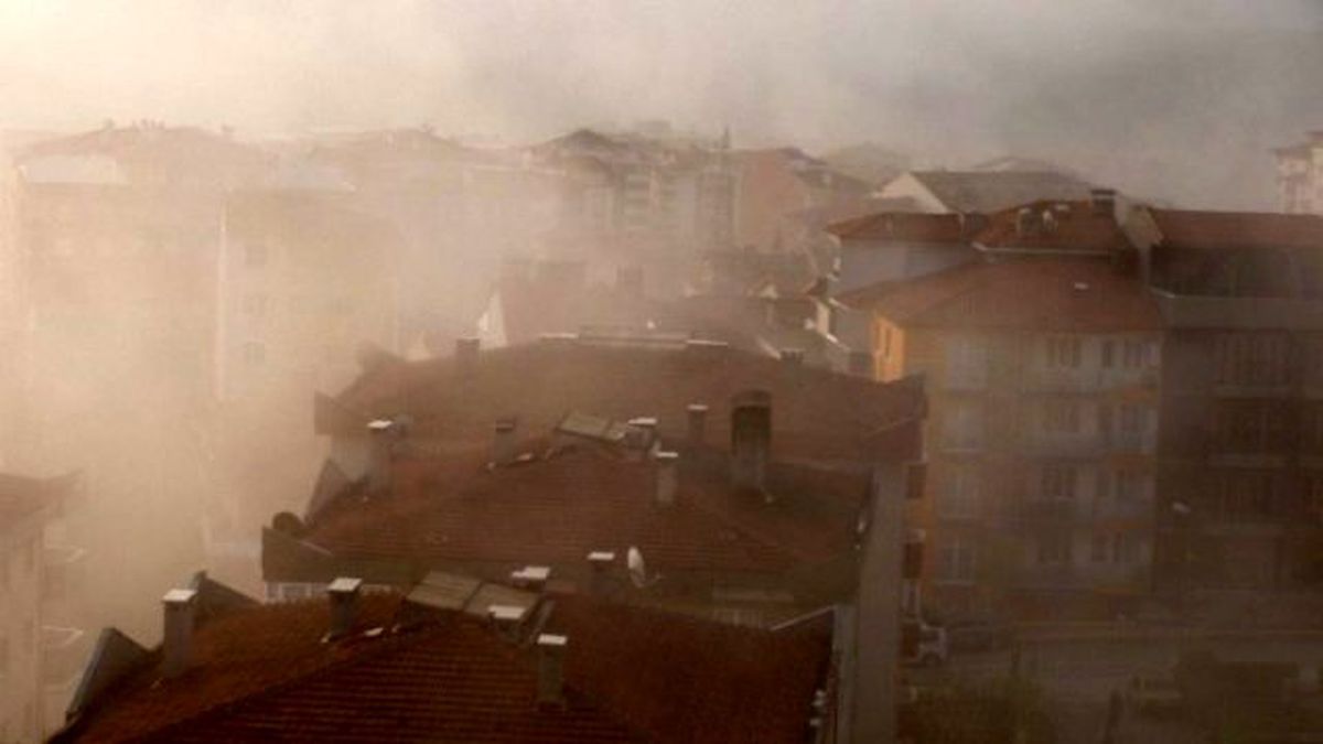 Bilecik\'te Sabah Saatlerinde Sis Etkili Oldu