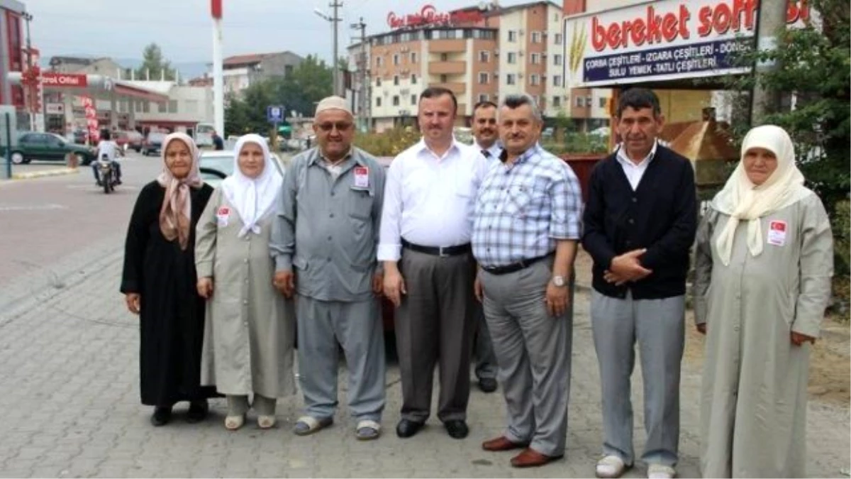 Çaycuma\'da İlk Hacı Kafilesi Karşılandı