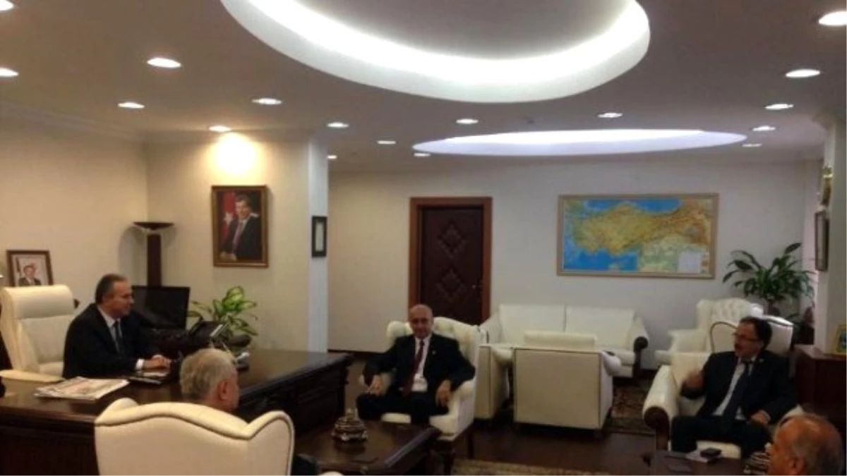 CHP Milletvekili Adayları Kurum Müdürlerini Ziyaret Ediyor