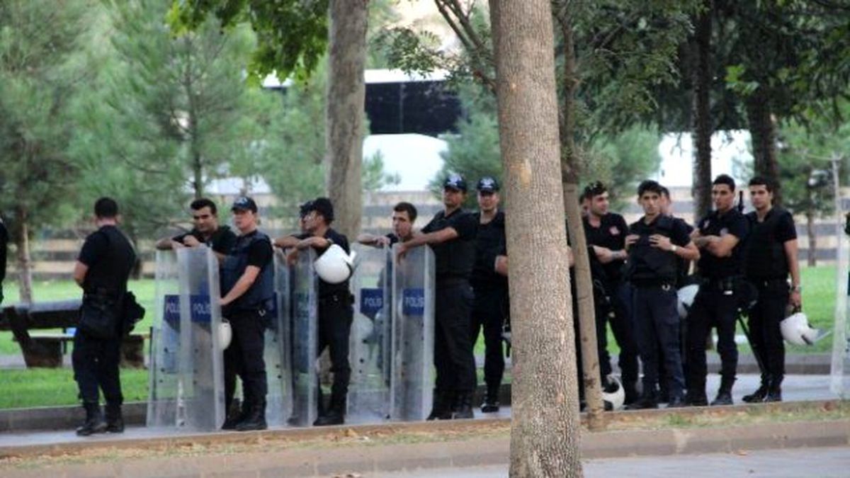 Diyarbakır\'da Olaylar Protesto Edildi