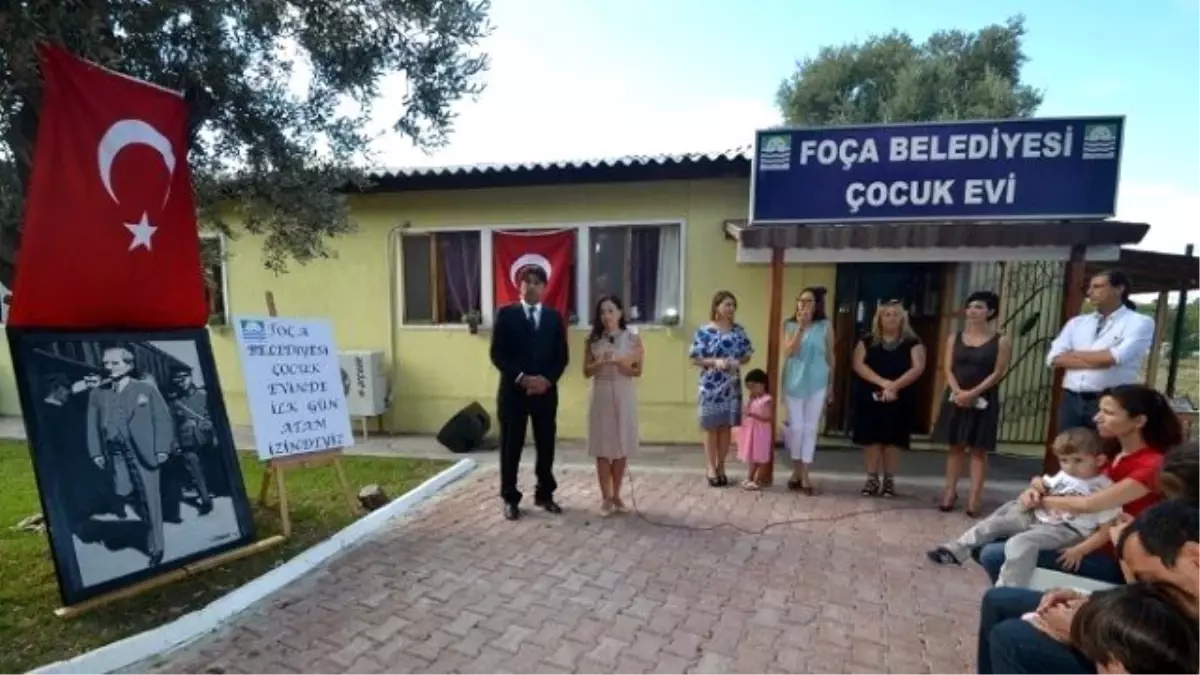 Foça Belediyesi Çocuk Evi\'nde Yeni Eğitim Yılı Başladı