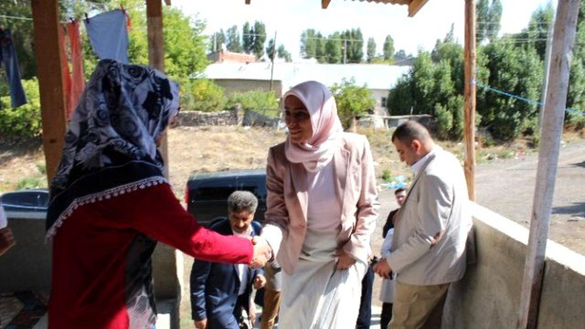 Su Deposu Mahallesi Sakinleri Taşkesenlioğlu\'nu Evlerinde Ağırladı