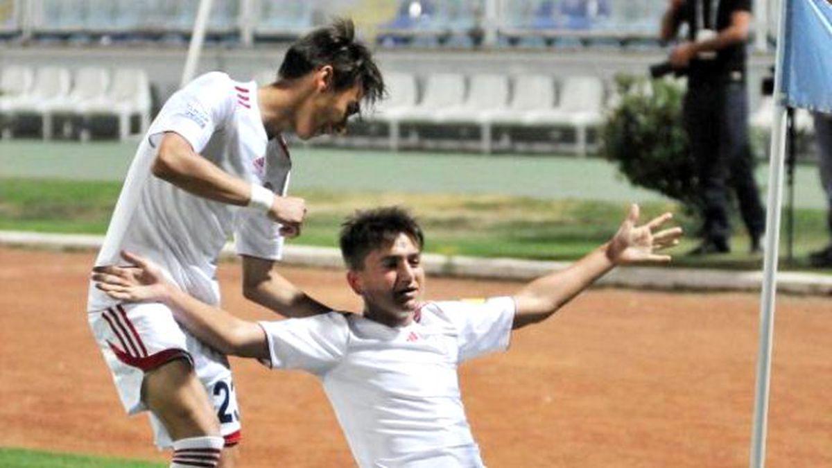 Altınordu\'nun 2 Yeteneği Yedeğe Çakıldı