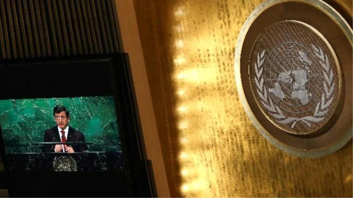 Davutoğlu: 'Tiran Olan Esad'ın Suriye'nin Geleceğinde Yeri Yoktur'