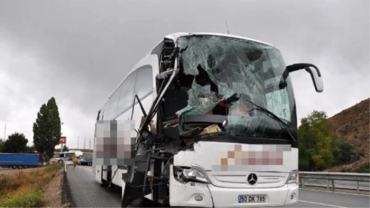 Eskişehir\'de Zincirleme Kaza: 10 Yaralı