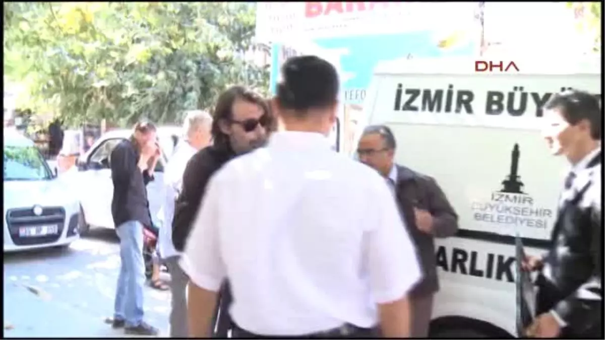 İzmir - Erdal Beşikçioğlu\'nun Zor Görevi