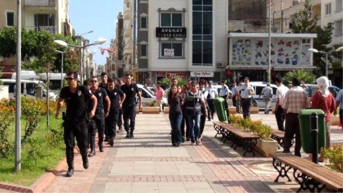 Yolu Trafiğe Kapatan Göstericiler Adliyeye Sevk Edildi