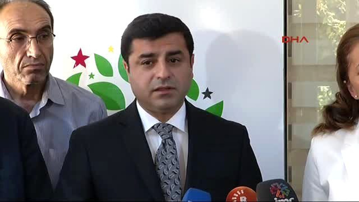 2 - Demirtaş Hepimizin Cumhurbaşkanı Sıfatı ile Genel Kurul\'da Konuşuyor Olsaydı Memnuniyetle...