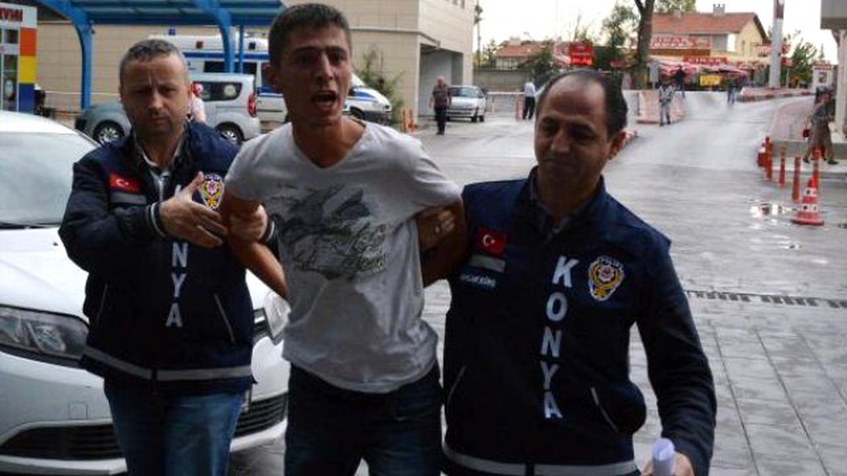 4\'üncü Kez Fuhuş Kartvizitlerini Sokağa Atarken Yakalandı: Onları Çöpte Buldum