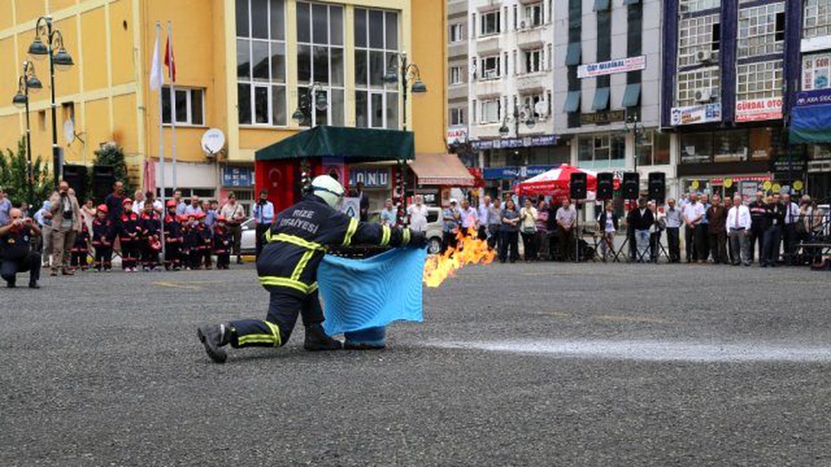 İtfaiye Haftası Kutlama Etkinleri Düzenlendi