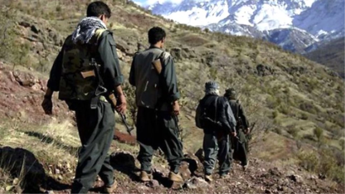 PKK\'lılar Tunceli\'de Jandarma Karakoluna Saldırdı