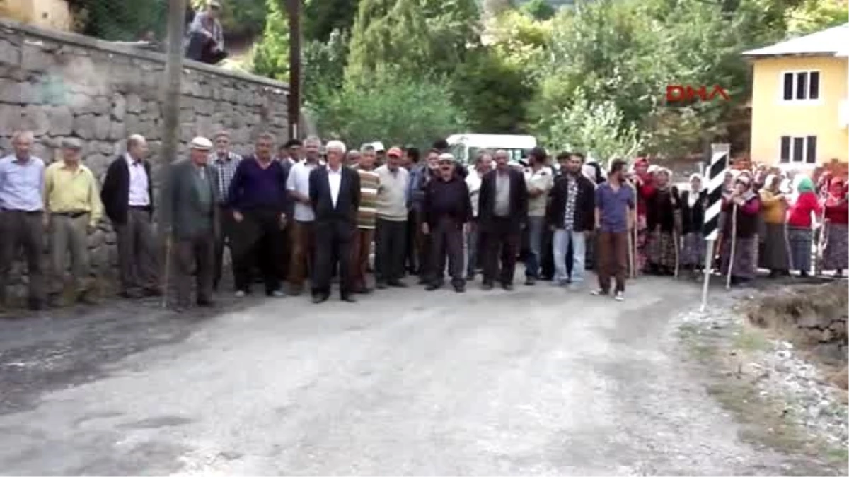 Sivas Suşehri Köylülerin Sopalı Su Önlemi Ek