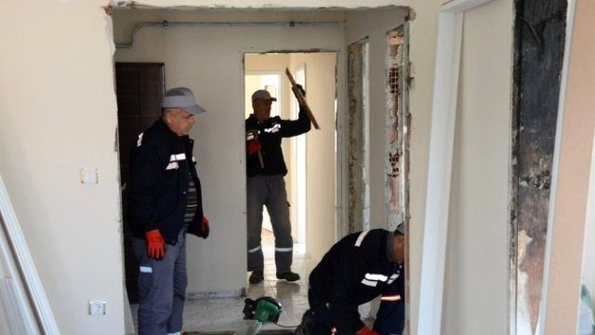 Yangında Evi Hasar Gören Vatandaşa Yardım Eli