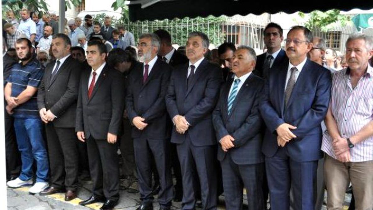 Abdullah Gül: Gazeteciye Saldırı Tasvip Edilemez, Yapanlar Mutlaka Cezalandırılmalı (2)